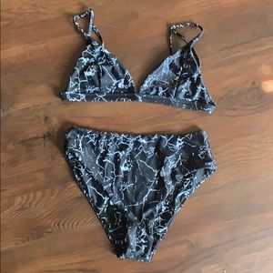 High waisted marbled bikini